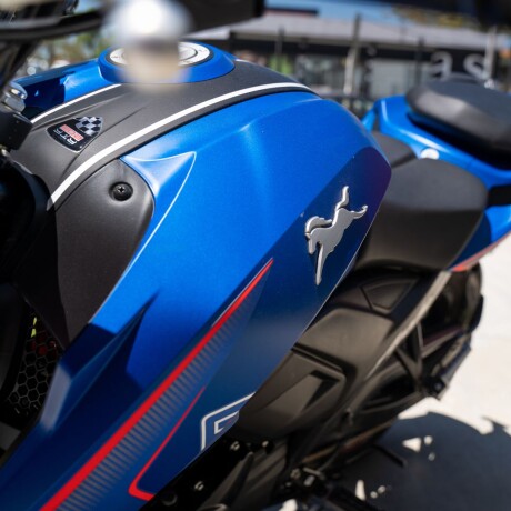 TVS Apache 200 Azul