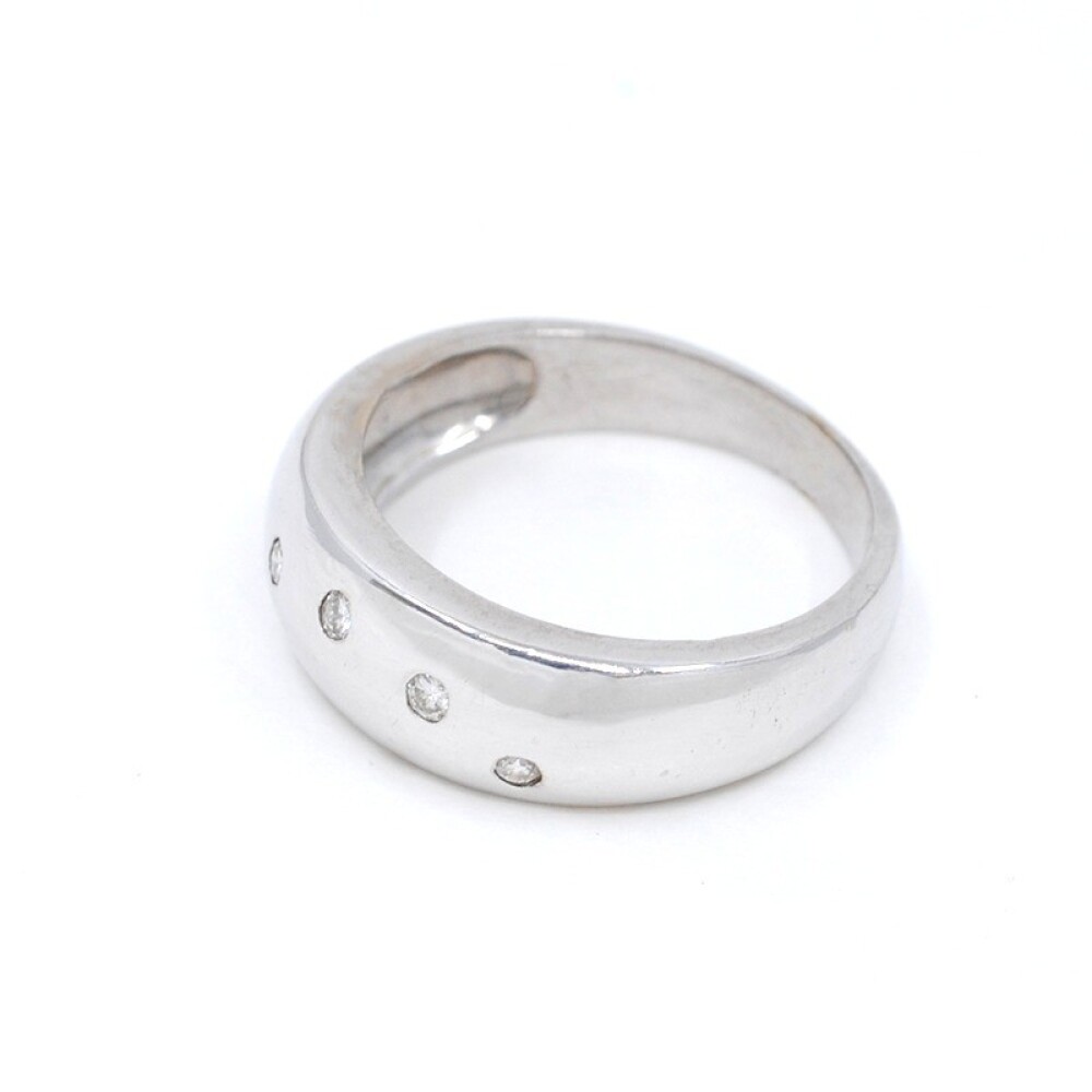 Anillo En Oro 18K Blanco Y Brillantes Anillo En Oro 18K Blanco Y Brillantes