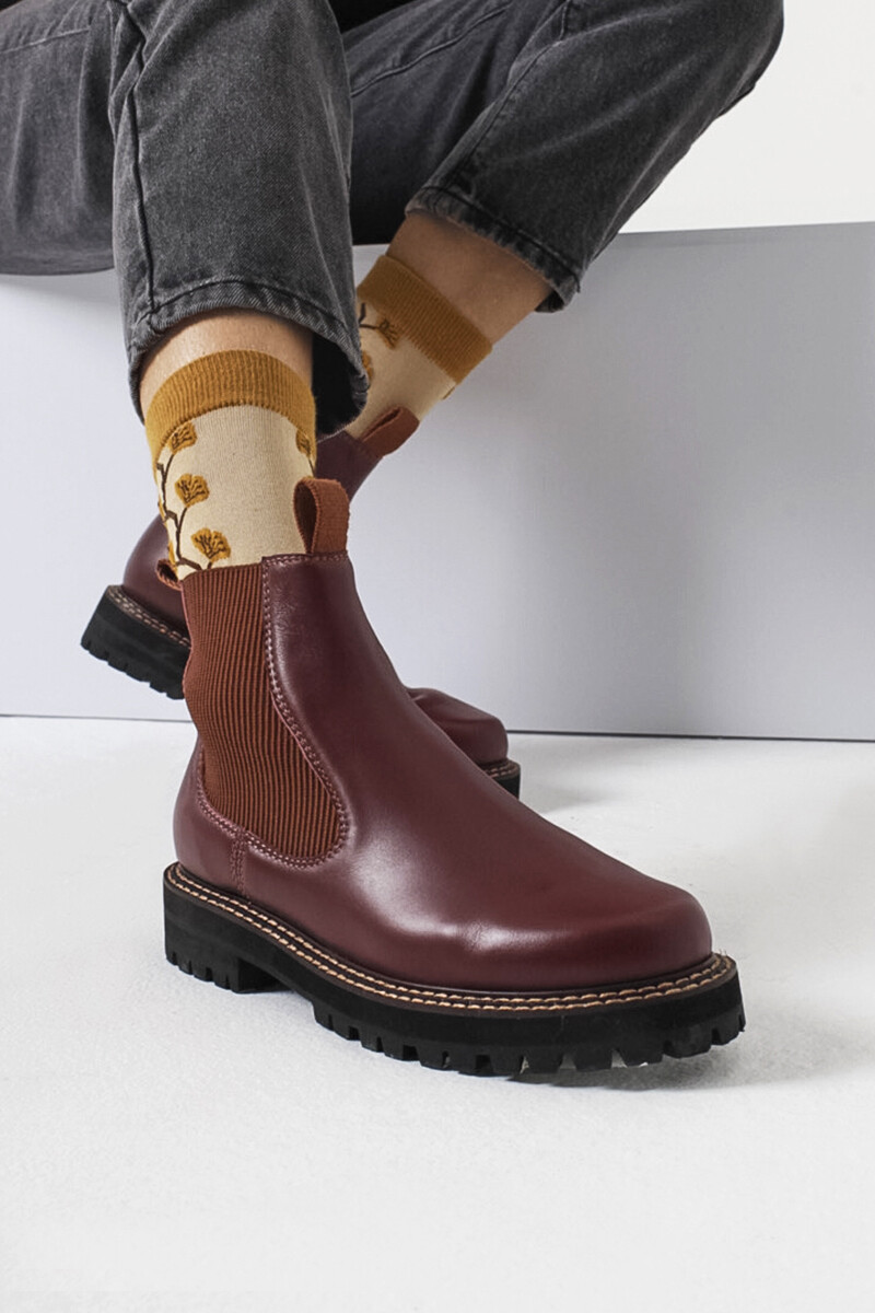 Bota Butan Bordeaux Y Camel