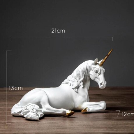 Escultura Unicornio Resina Alto 12cm x Largo 21cm x Ancho 12cm Escultura Unicornio Resina Alto 12cm x Largo 21cm x Ancho 12cm