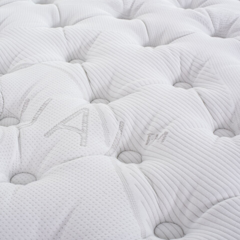 Conjunto Sommier + Colchón Legend Queen 158x198x40 Conjunto Sommier + Colchón Legend Queen 158x198x40