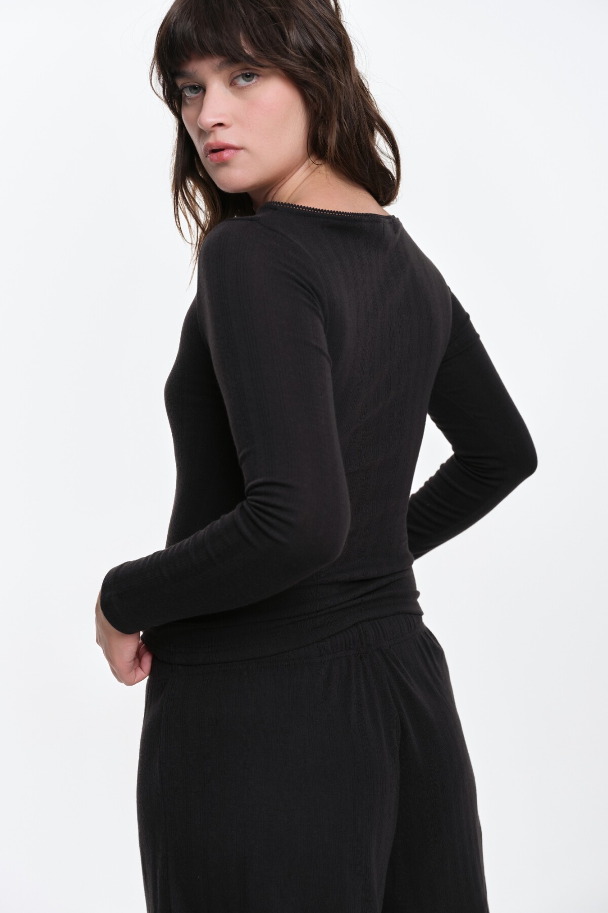 Remera Keswick Negro