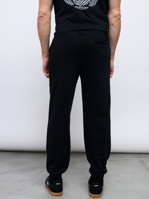 PANTALÓN JOGGER ICONIC Umbro Hombre 002