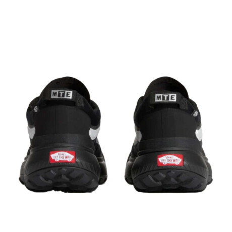 Championes Vans Mte Crosspath Rflc Negro