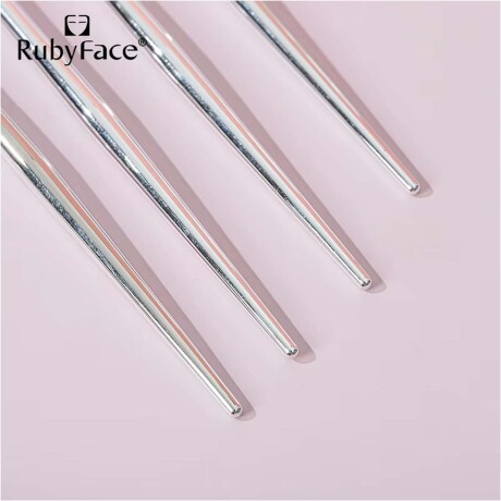 Set 7 Brochas Pinceles Maquillaje con Estuche Almacenamiento Rosado