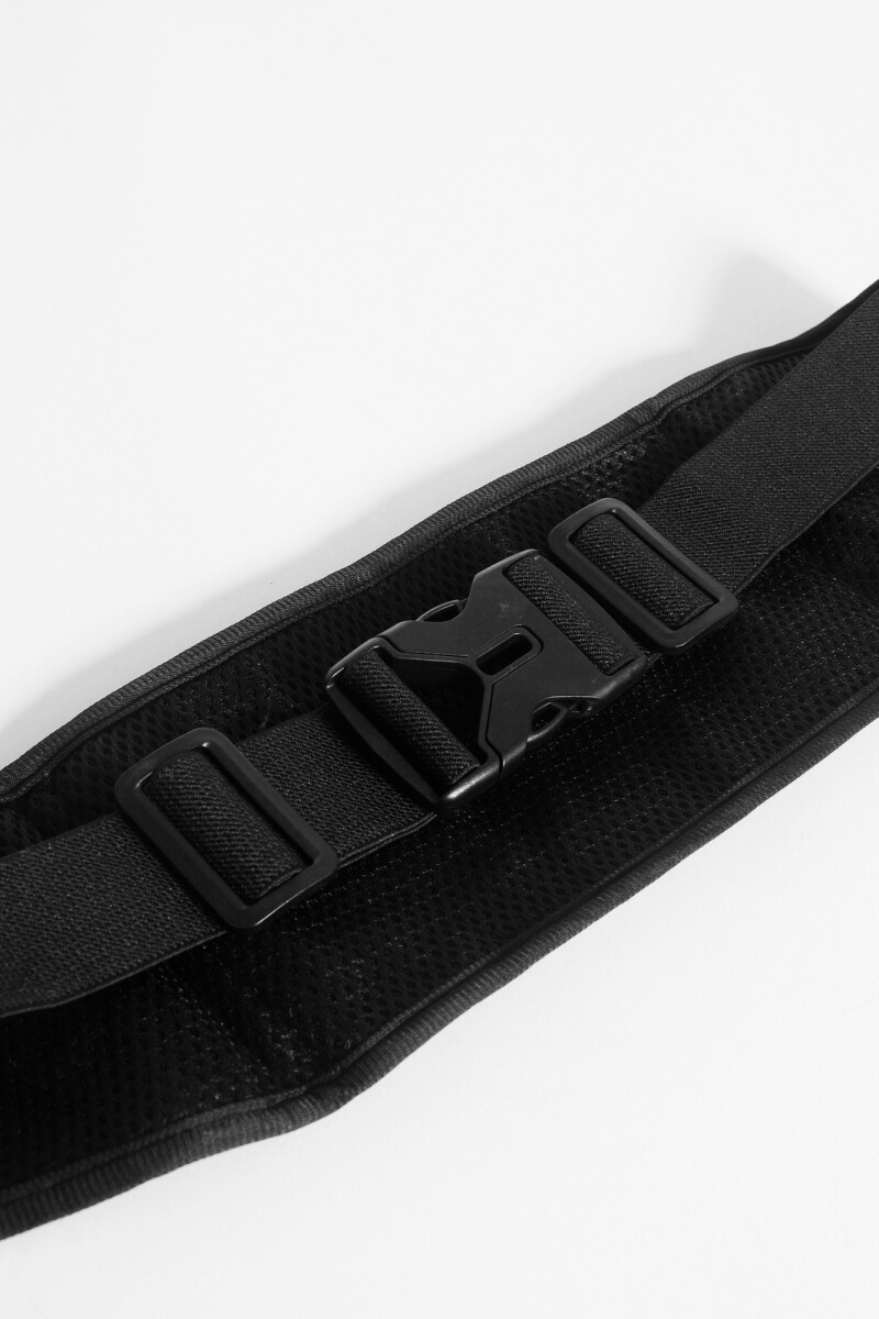 Riñonera fitness detalle flúor negro