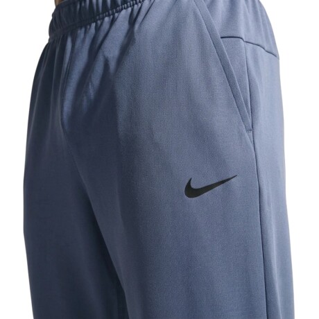 Pantalón Nike Totality 491