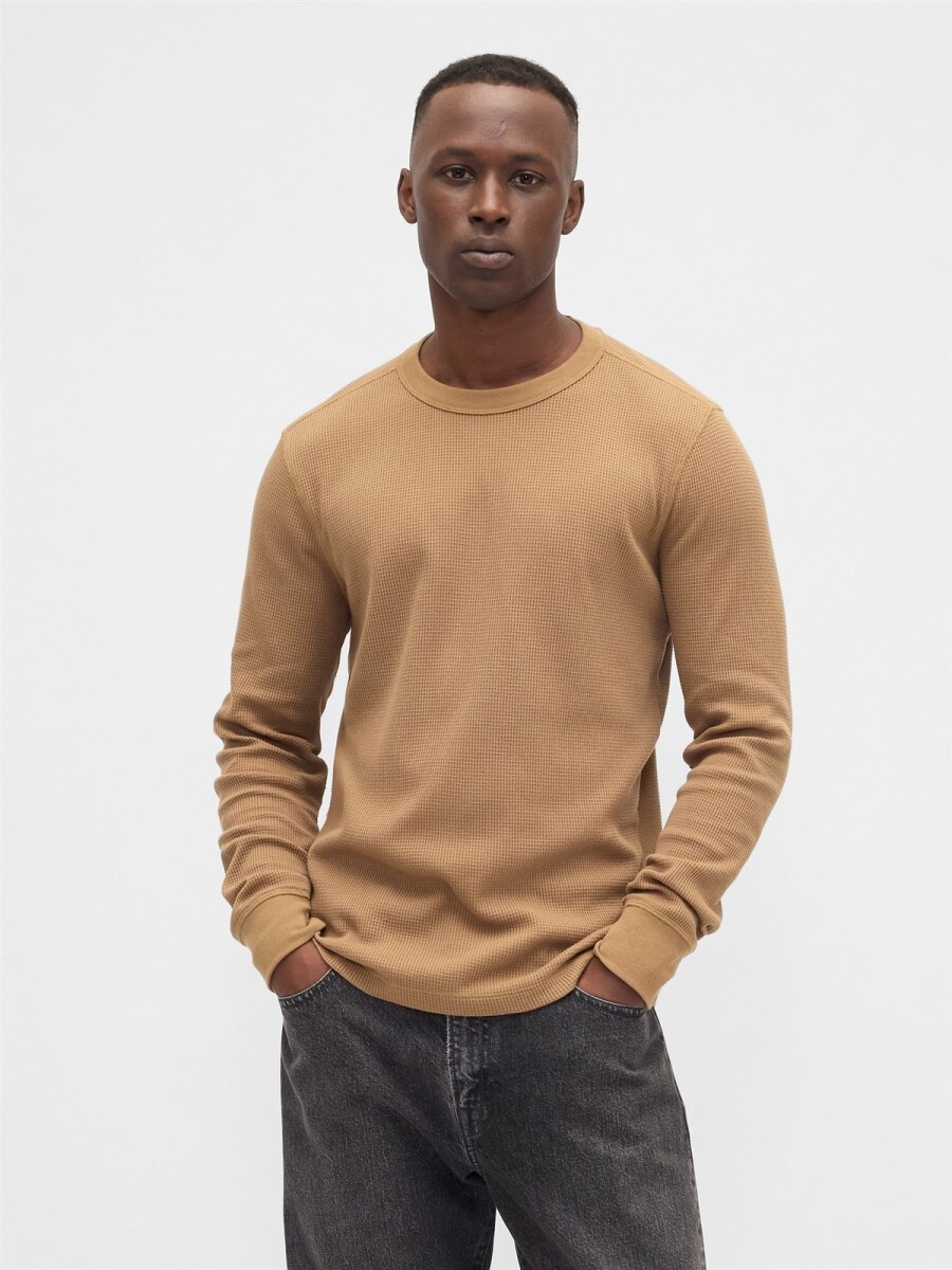 Remera Waffle Hombre - Ermine 18-1022 Tcx 