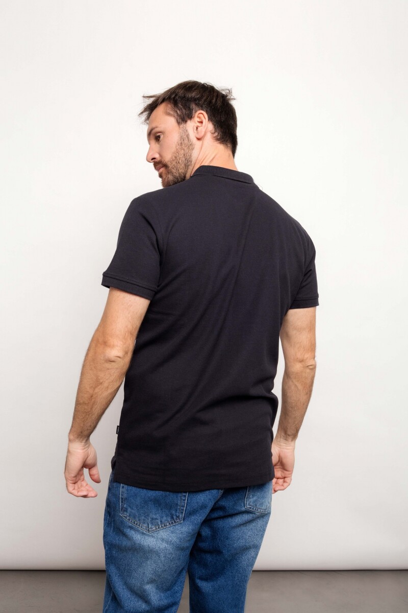 Remera Abel Negro