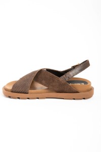 Sandalias Cruzadas De Cuero Chocolate