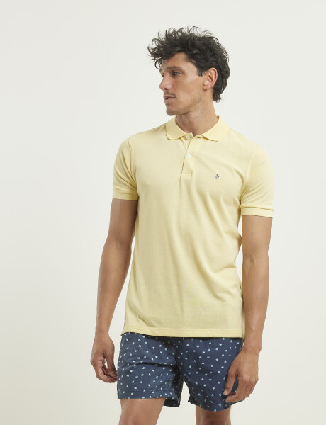 520602 REMERA PIQUÉ NAVIGATOR Amarillo