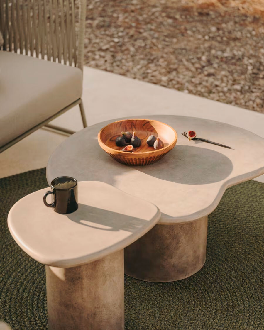 Mesa de centro Macarella de cemento 83 x 77 cm