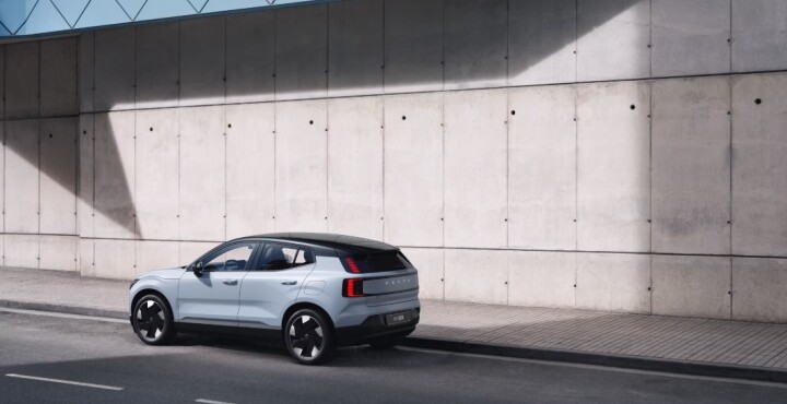 El Volvo EX30 evoluciona: nueva variante y mejoras tecnológicas