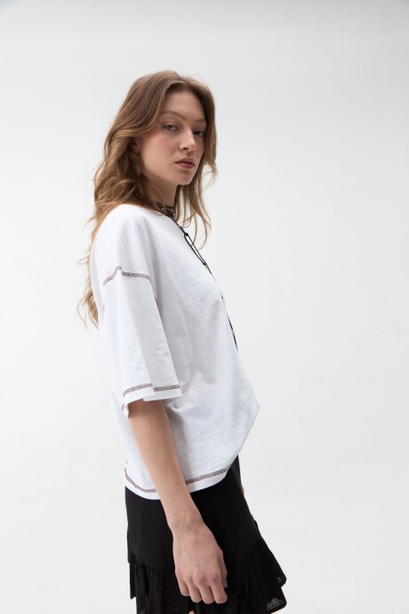 REMERA GARA LISA Blanco