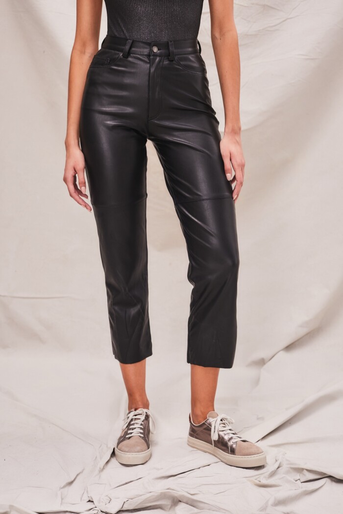 Pantalón Cuero Vegano Negro