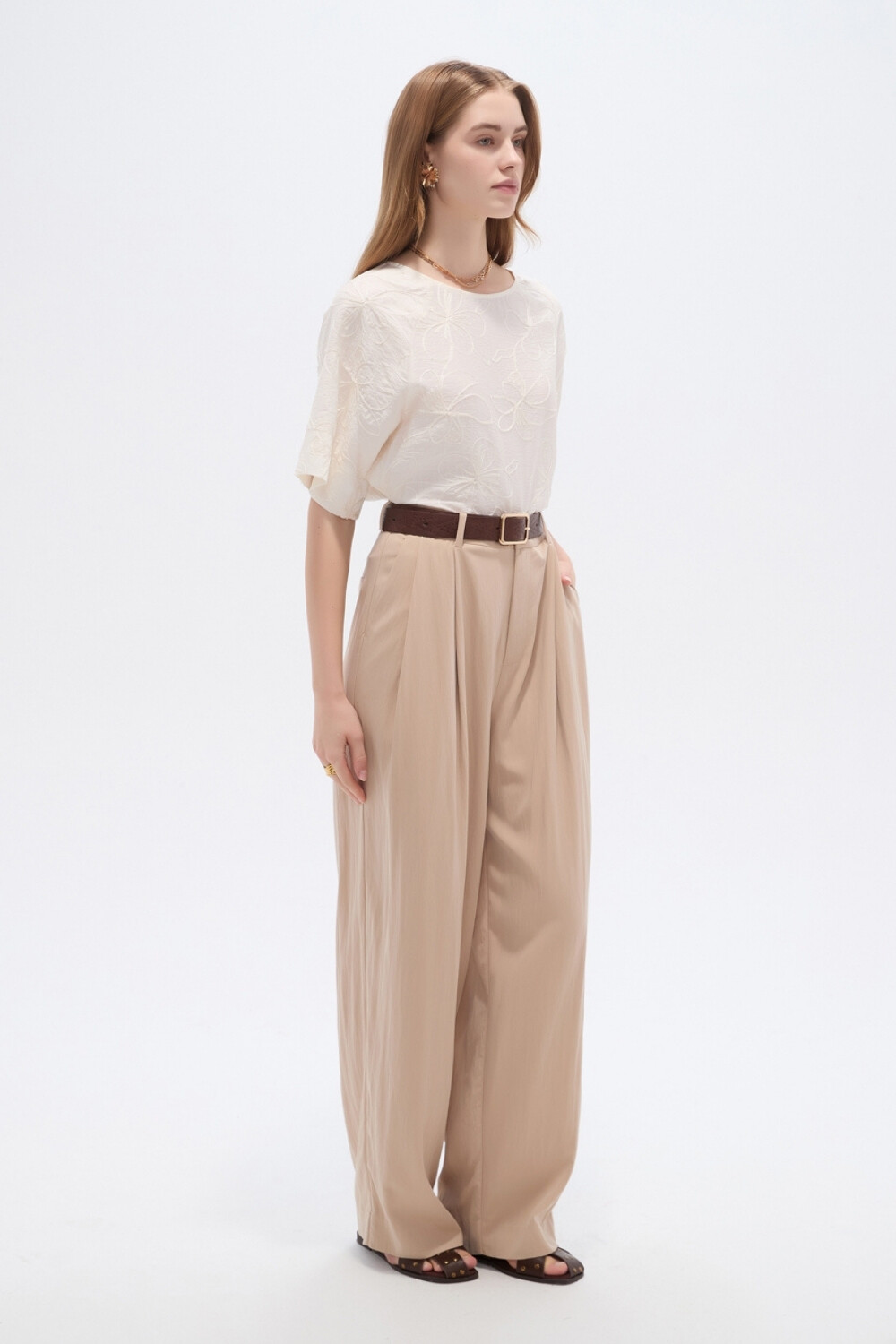 Pantalon Aeral Beige