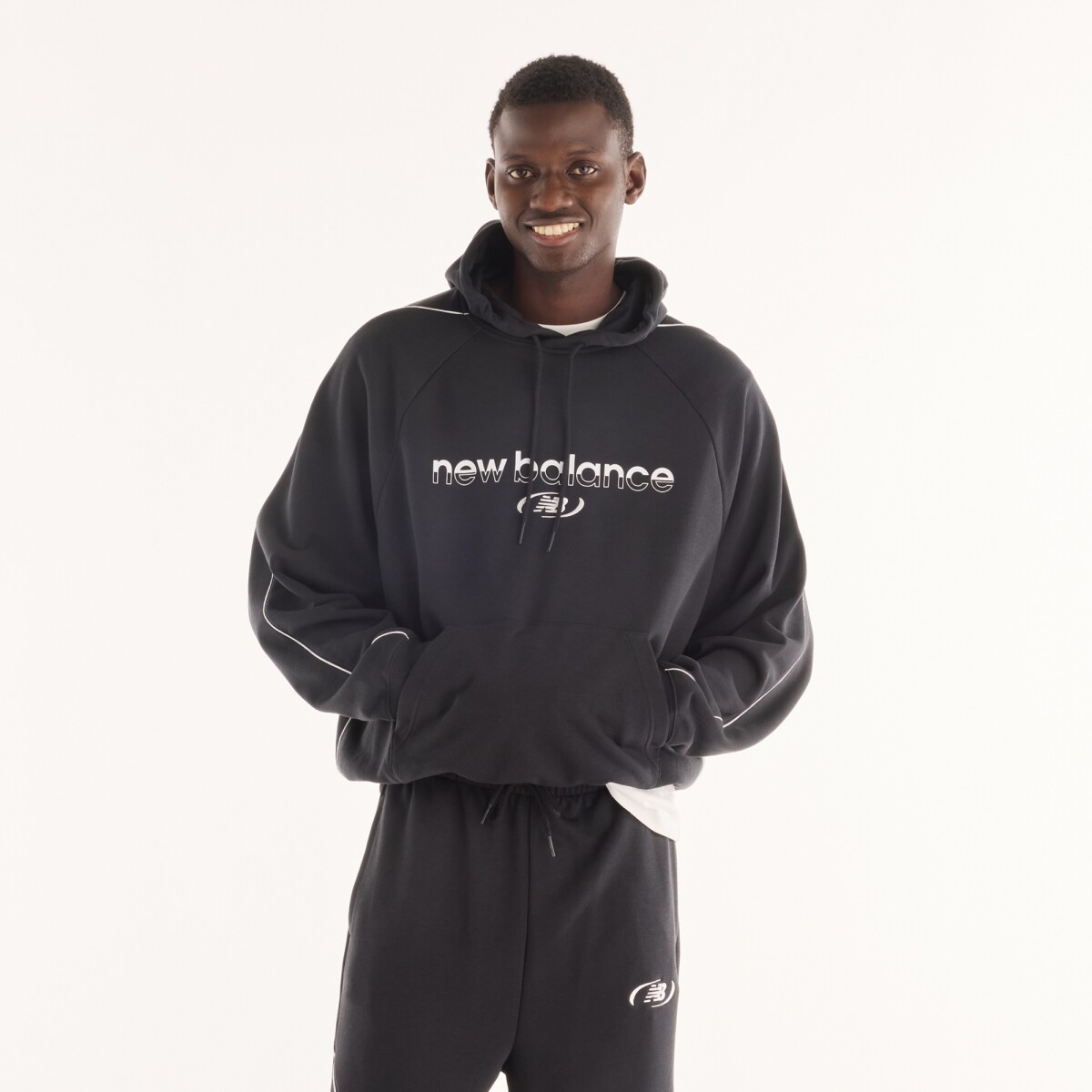 Canguro New Balance de Hombre - Trackside - MT62W318BK - BLACK 