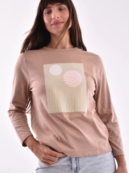 REMERA UPSALA VARIANTE 18
