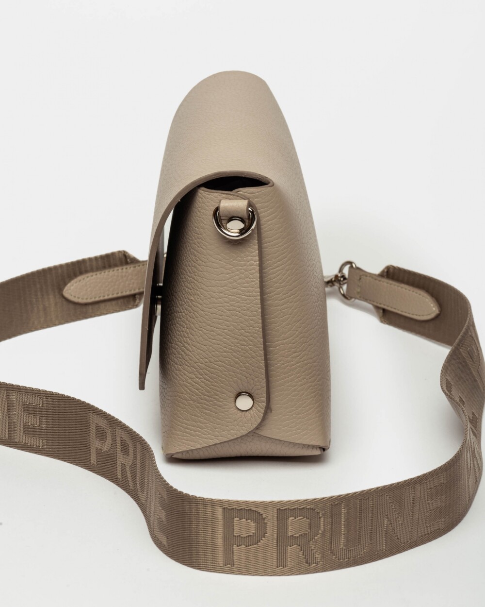 Bandolera Menorca En Cuero Graneado Taupe