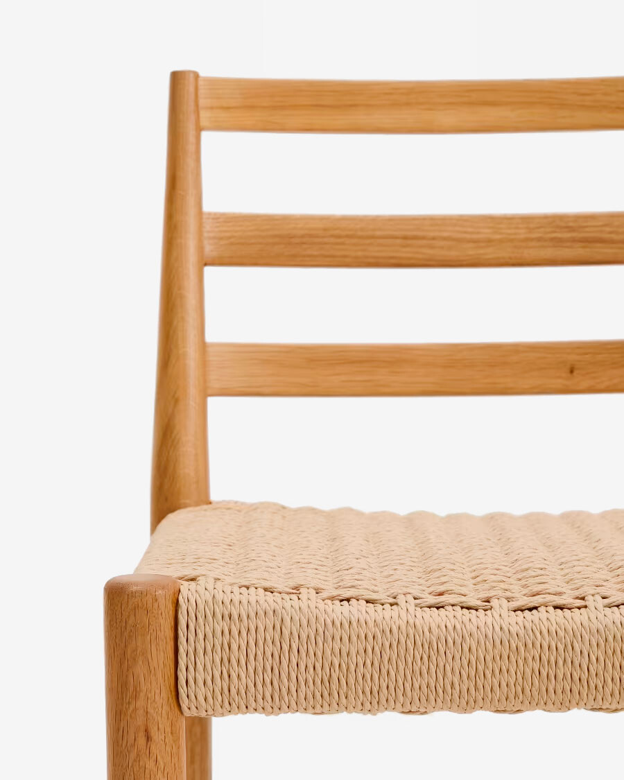Taburete Analy respaldo madera maciza roble acabado tono natural y asiento cuerda 65cm FSC 100% Taburete Analy respaldo madera maciza roble acabado tono natural y asiento cuerda 65cm FSC 100%