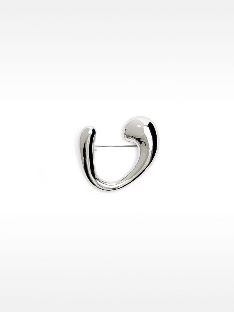 Broche Plateado plateado