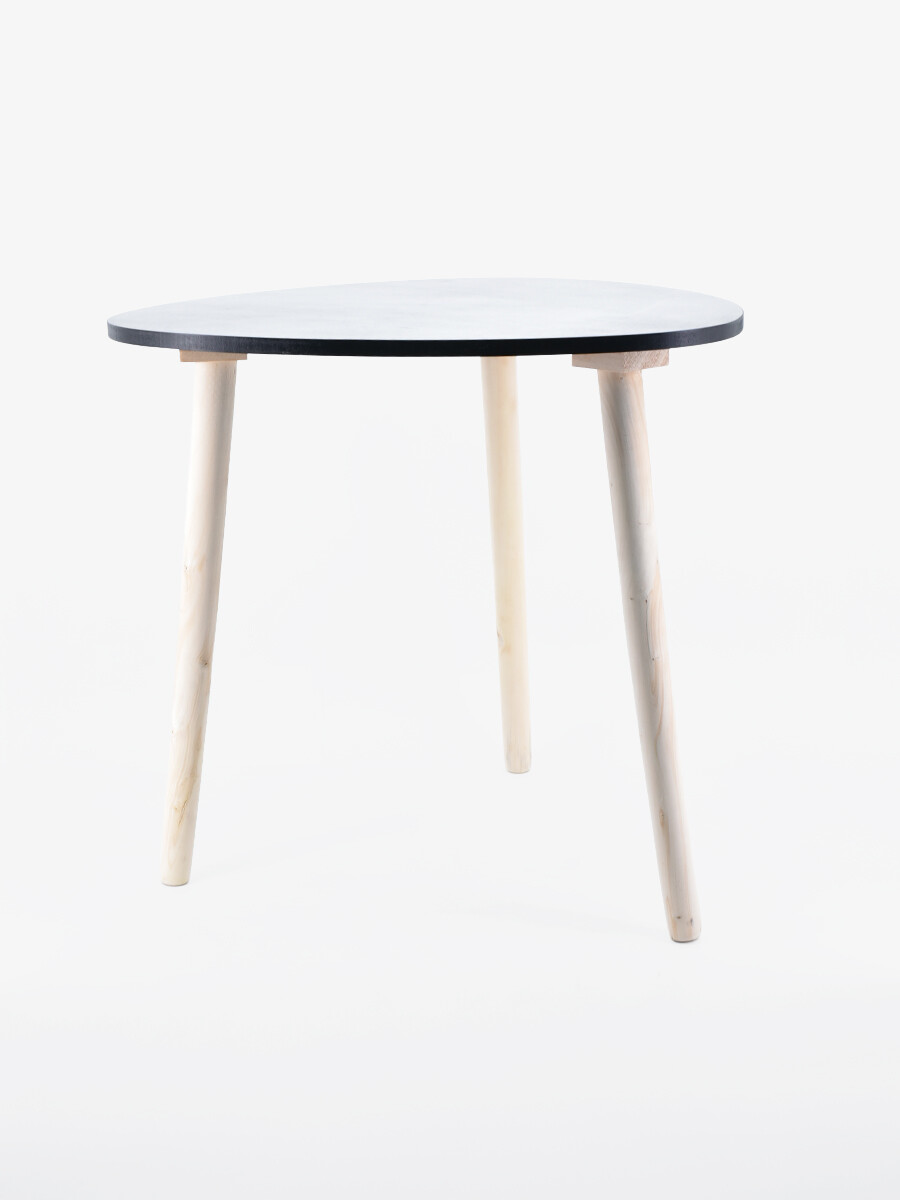 MESA TRIANGULAR - NEGRO 