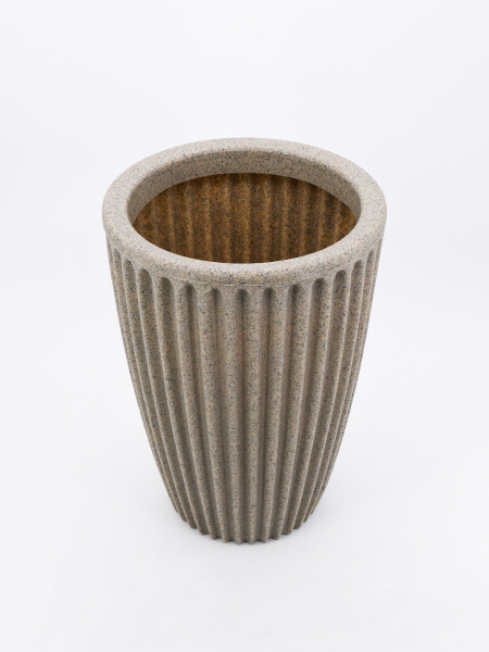 MACETERO CONICO FRIZADO GRIS