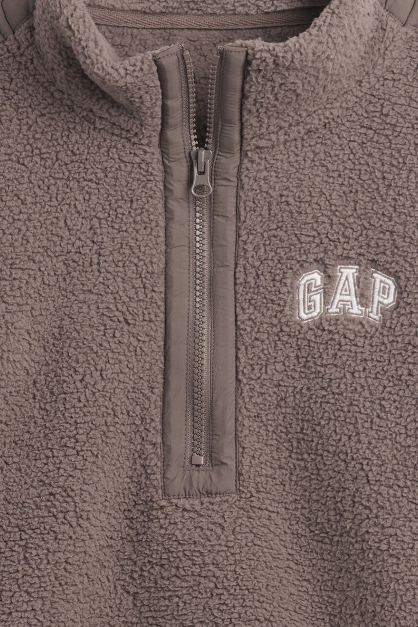 Buzo Polar Medio Cierre Logo Gap Mujer Plymouth Rock