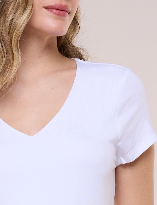 Remera Basica Manga Corta Esote V BLANCO