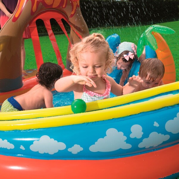 Piscina Inflable Bestway Infantil Tobogan Juegos Rociador Variante Diseño Multicolor