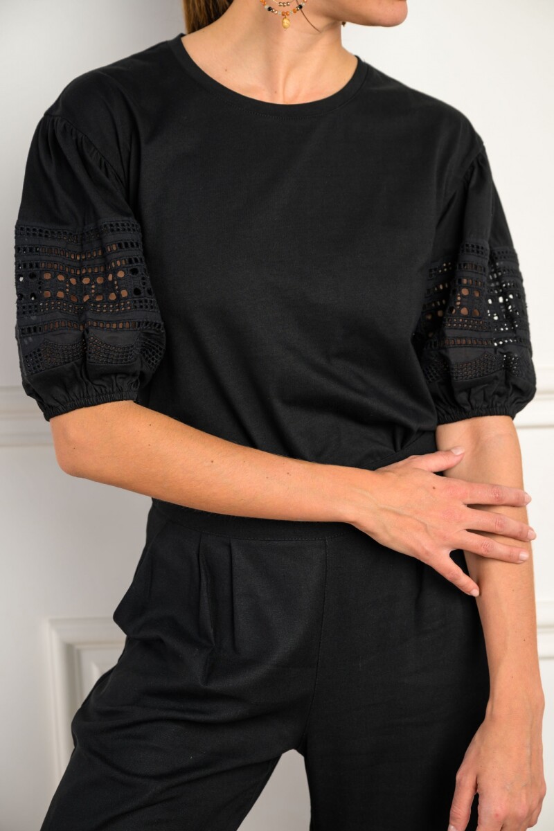 Remera Algodón Combinada Negro