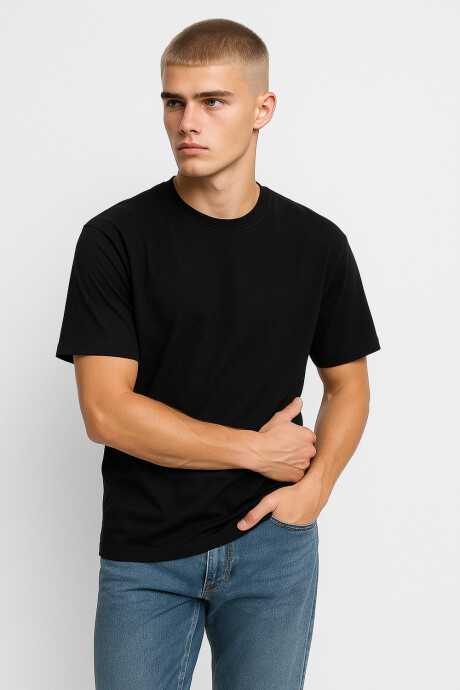 Remera Memen Negro