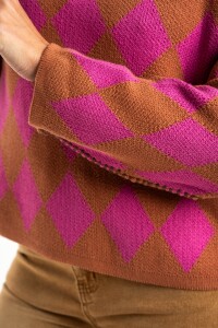 Sweater Rombos Fucsia