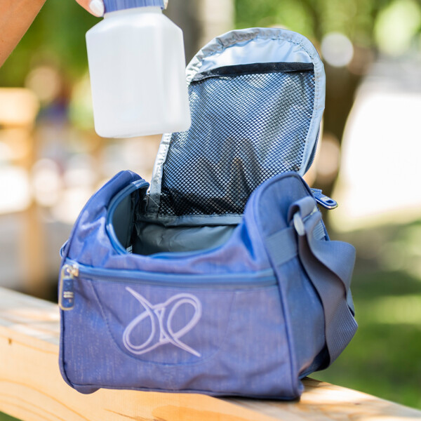 Lunchera brillosa con tupper Lila