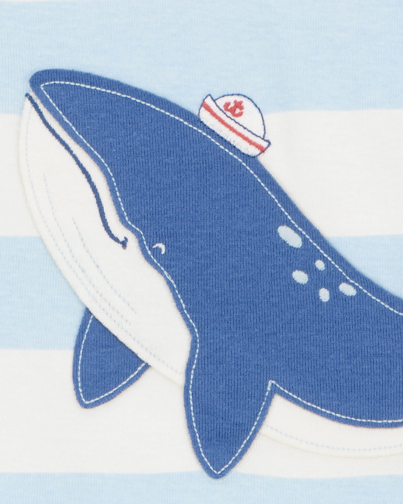 Pijama cuatro piezas de algodón, dos bermudas y dos remeras, diseño ballenas. Talles 2-5T Sin color