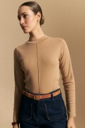 POLERA LAREDO Beige Oscuro