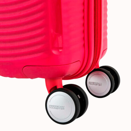 Valija Rigida American Tourister Curio Spinner Pink 25 pulgadas