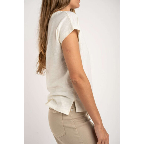 Remera Algod0n Falame Nacar