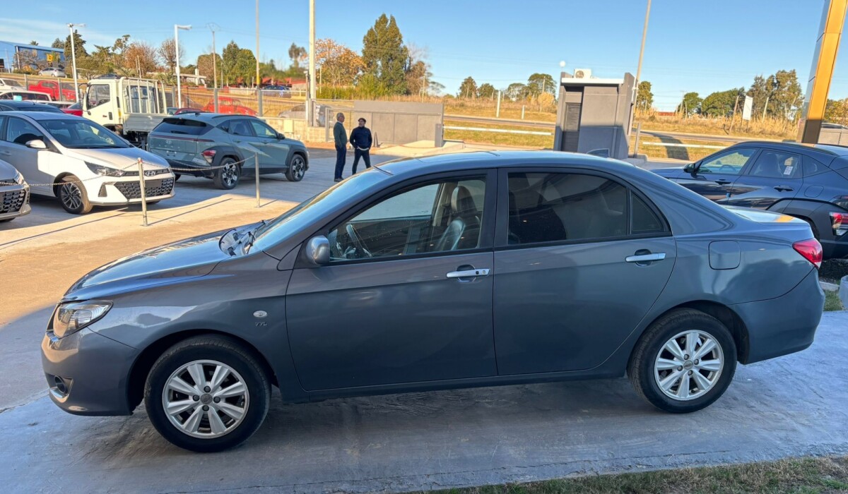 BYD F3 GSI - 2015 BYD F3 GSI - 2015