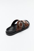 SANDALIA BUCKY Chocolate