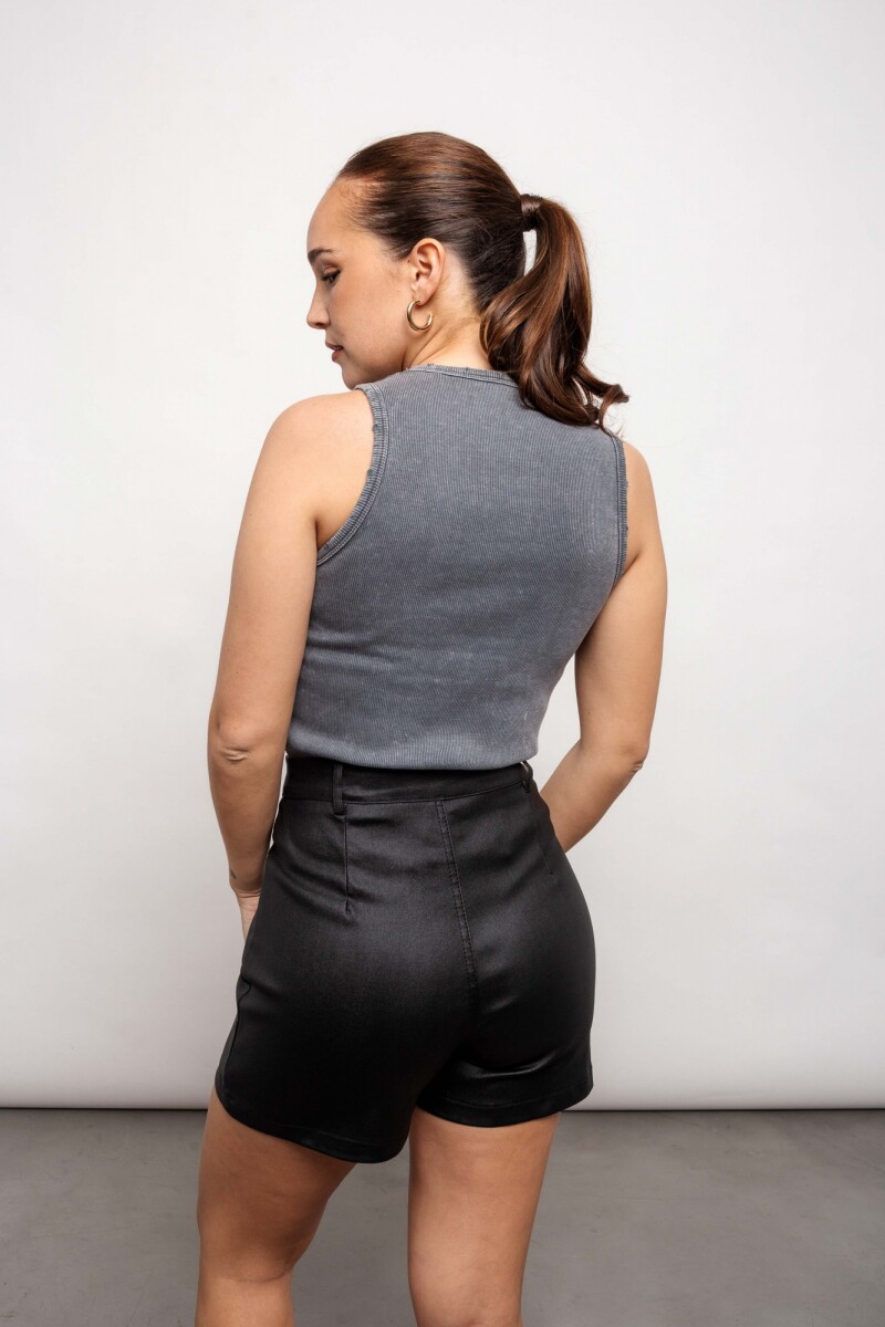 Short Abril Negro