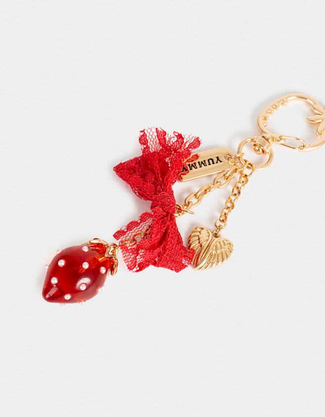 Llavero Metal Llavero Y Charm Frutilla - Dorado