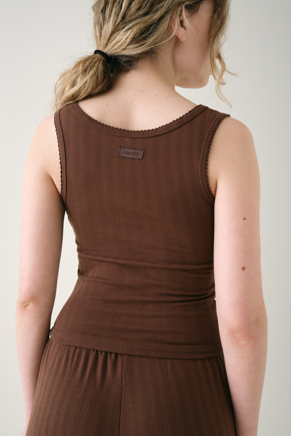 Musculosa Pointelle Marron