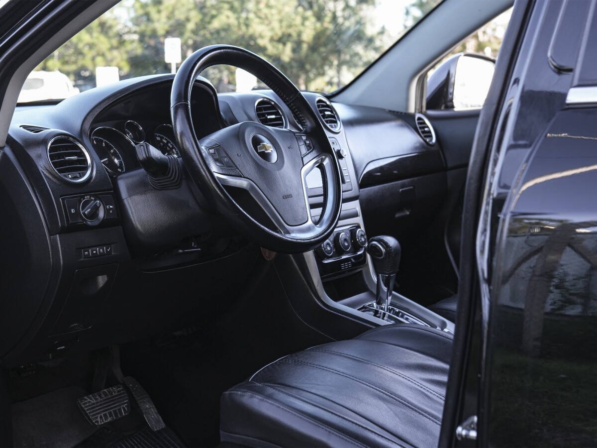 Chevrolet Captiva Sport 3.0 4x4 AT| Permuta / Financia Chevrolet Captiva Sport 3.0 4x4 AT| Permuta / Financia