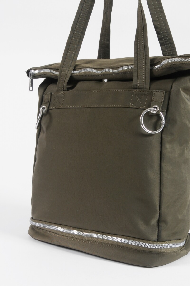 Mochila shopper con bolsillo removible verde