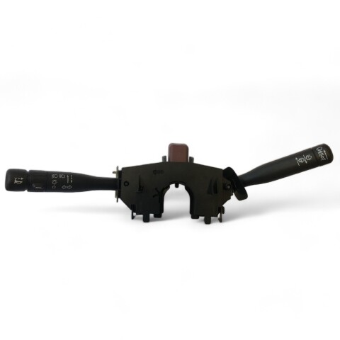 LLAVE / INTERRUPTOR MULTIFUNCIÓN - CELTA LLAVE / INTERRUPTOR MULTIFUNCIÓN - CELTA