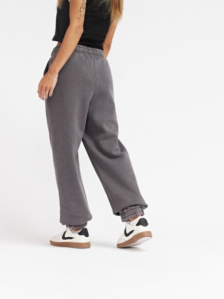 JOGGER MANZANO NEGRO