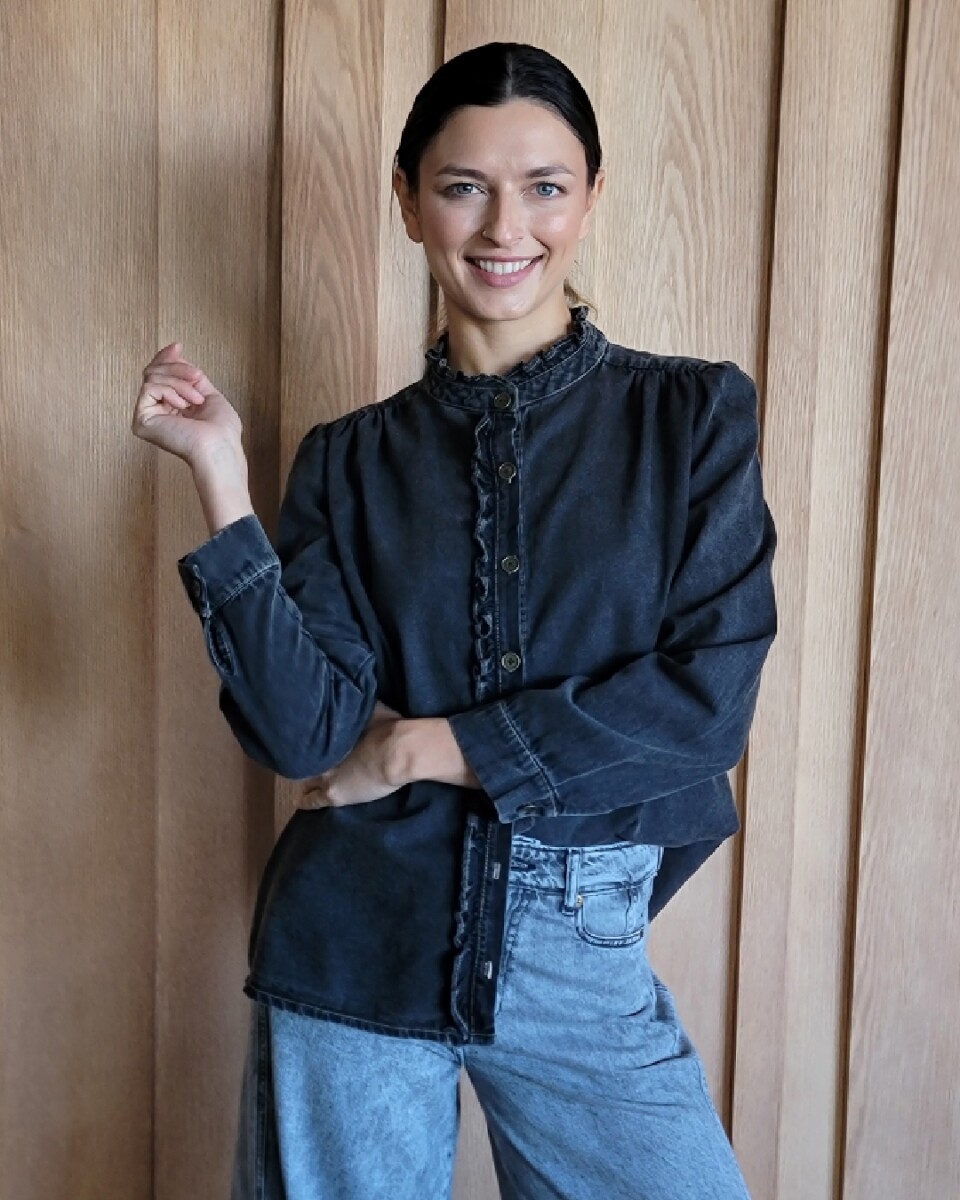 Camisa Magda - Denim Negro Picado 