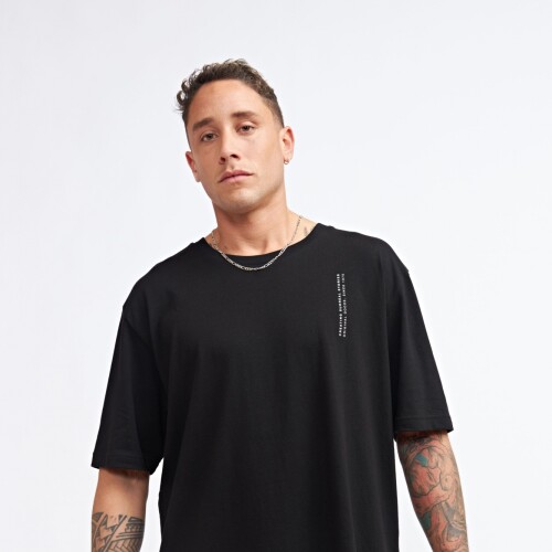 Remera Hombre M/C Alg.C/Estam.E/Espal.OversizeN+ Negro