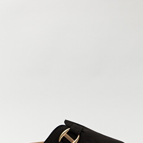 ZUECO RIGA Negro